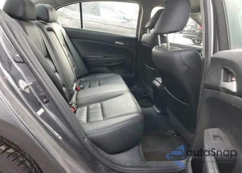 2011 Honda Accord Se z USA, uszkodzony, nr VIN 1HGCP2F65BA031971